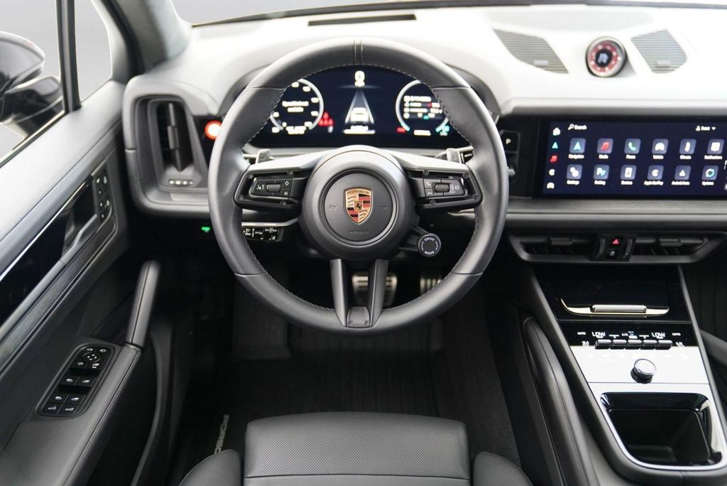 2025 Porsche CAYENNE GTS — миниатюра 33