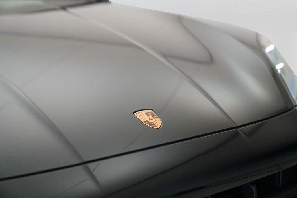 2025 Porsche CAYENNE GTS — фото 7