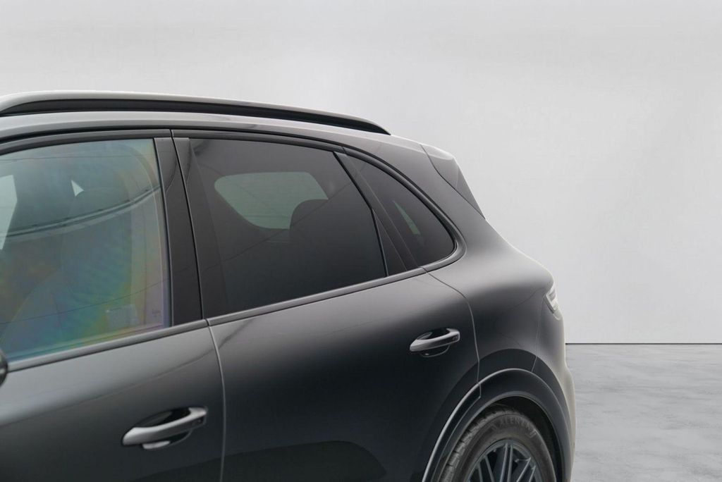 2025 Porsche CAYENNE GTS — миниатюра 52