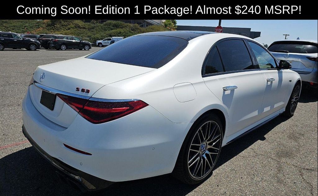 2024 Mercedes-BENZ AMG S 63 E 4MATIC 照片 2