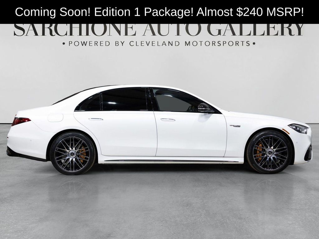 2024 Mercedes-BENZ AMG S 63 E 4MATIC 照片 23