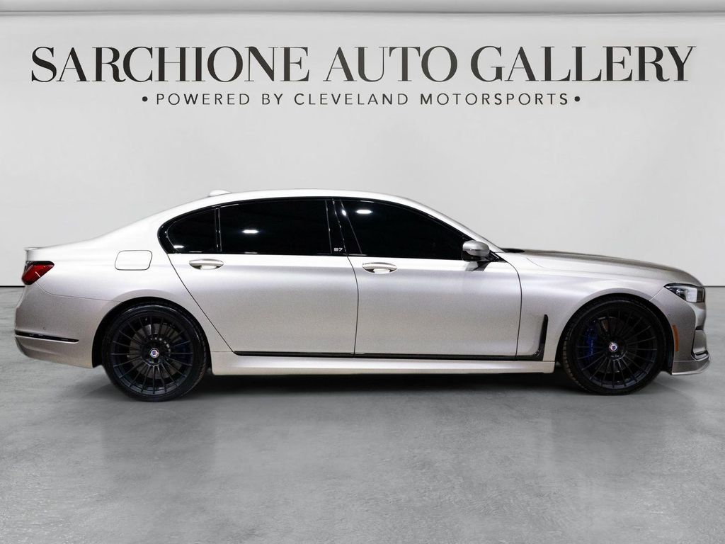 صورة مصغرة 11 لـ 2022 BMW ALPINA B7 XDRIVE
