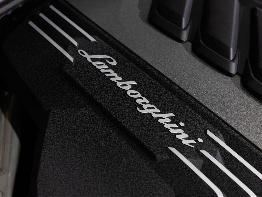 2021 Lamborghini URUS GRAPHITE CAPSULE 缩略图 19