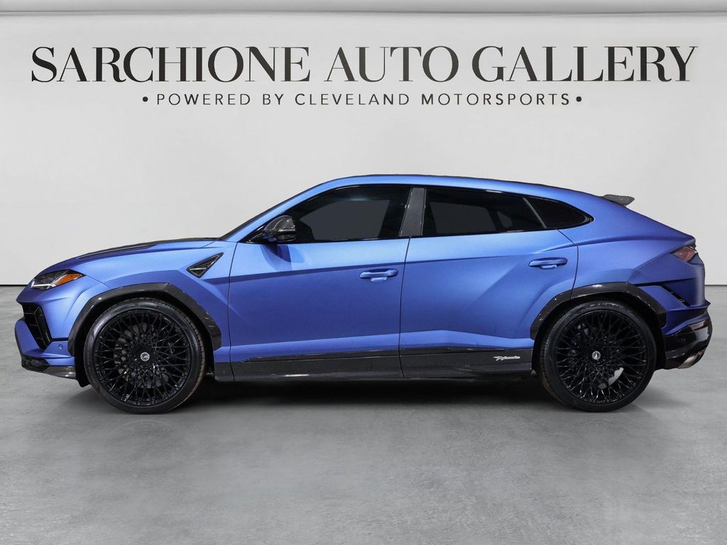2023 Lamborghini URUS PERFORMANTE thumbnail 12