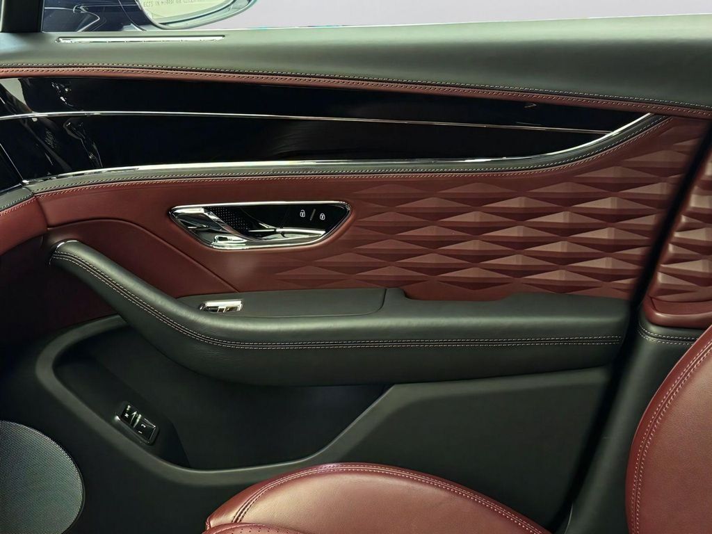 2020 Bentley FLYING SPUR W12 — миниатюра 17
