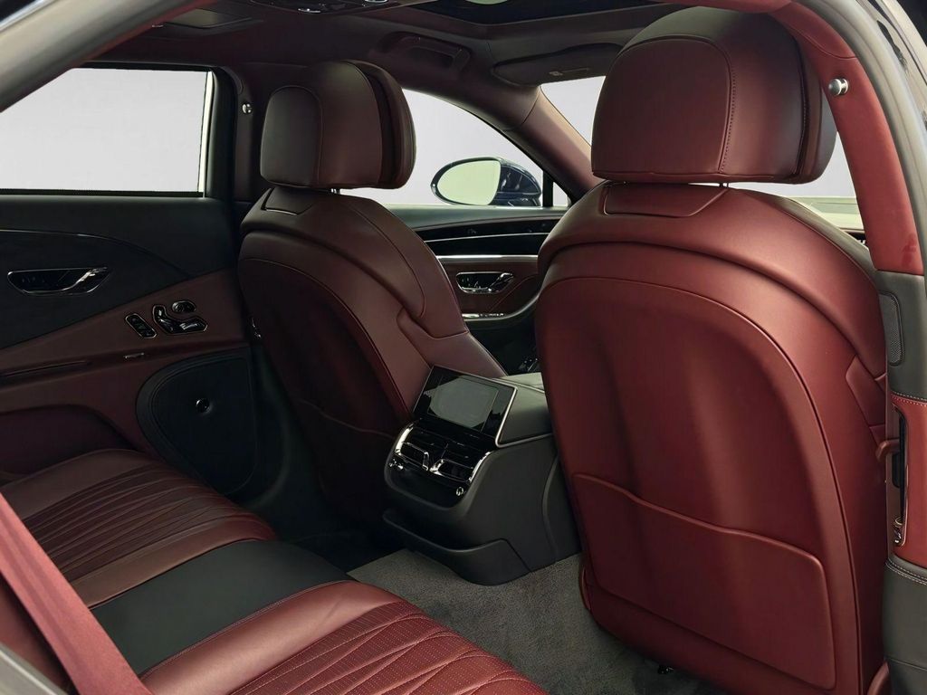 2020 Bentley FLYING SPUR W12 — миниатюра 32