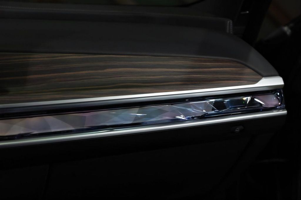 2025 BMW I7 XDRIVE60 thumbnail 52