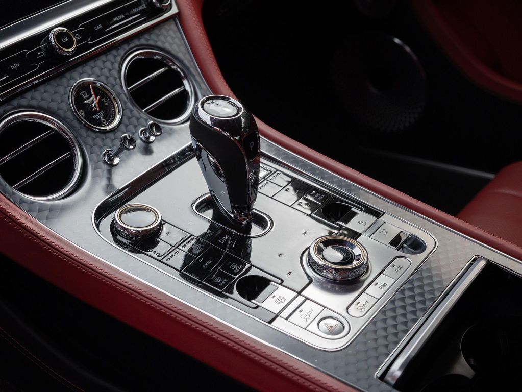 صورة 7 لـ 2022 Bentley CONTINENTAL GT SPEED