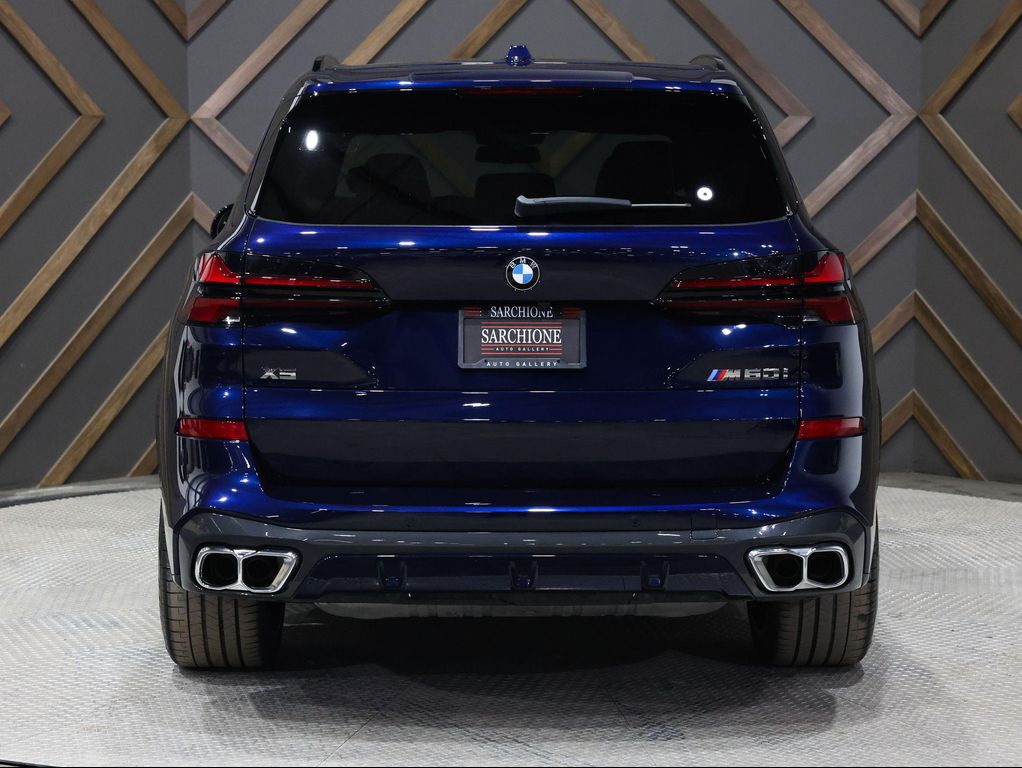 2026 BMW X5 M60I — миниатюра 11
