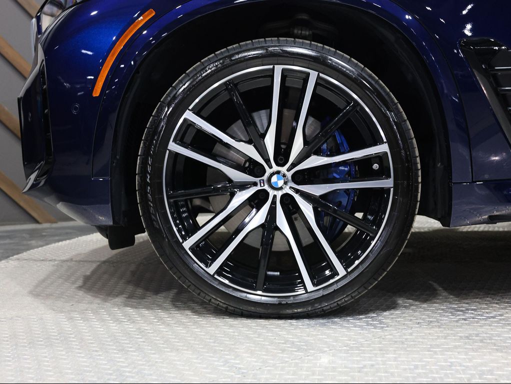 2026 BMW X5 M60I — миниатюра 13