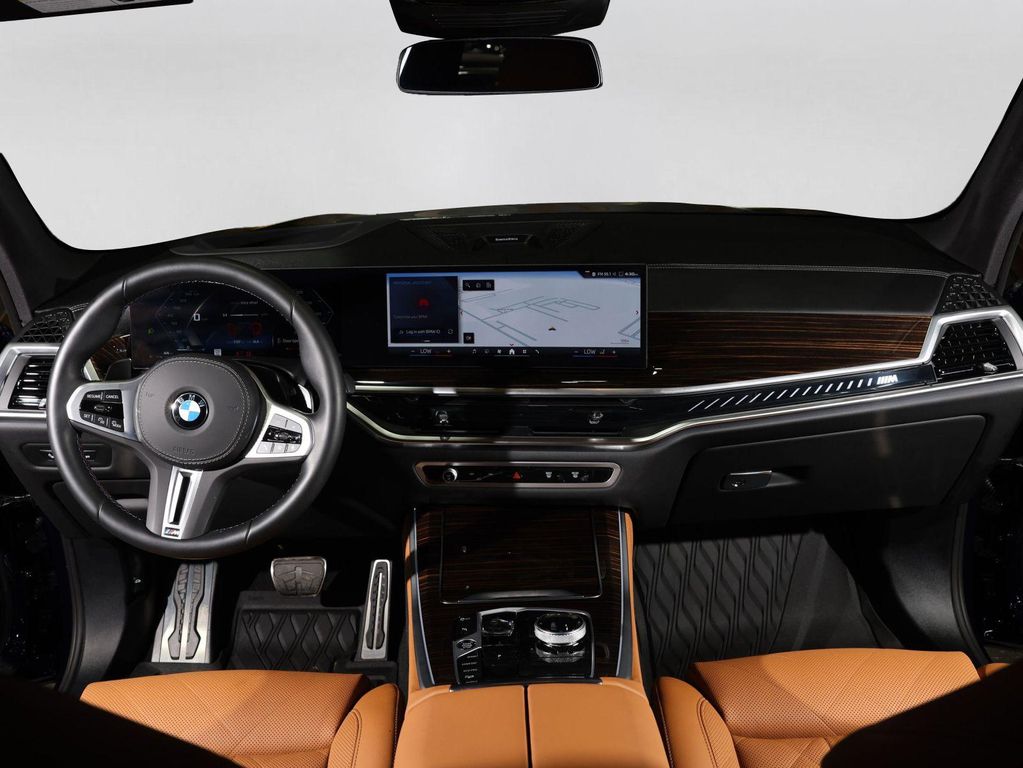 2026 BMW X5 M60I — фото 4