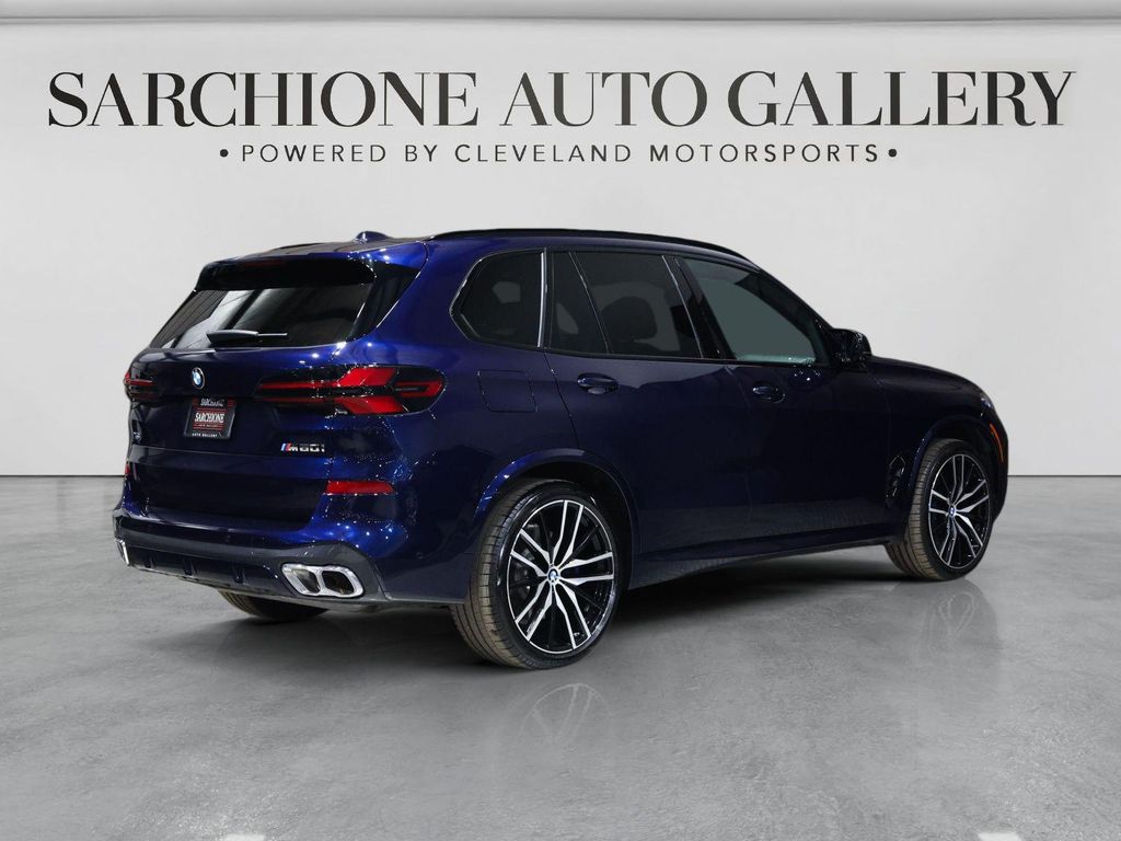 2026 BMW X5 M60I — фото 2