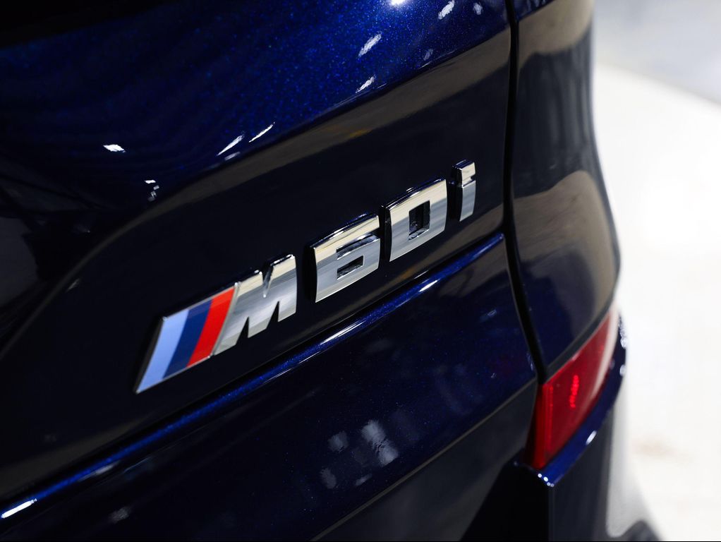 2026 BMW X5 M60I — миниатюра 22