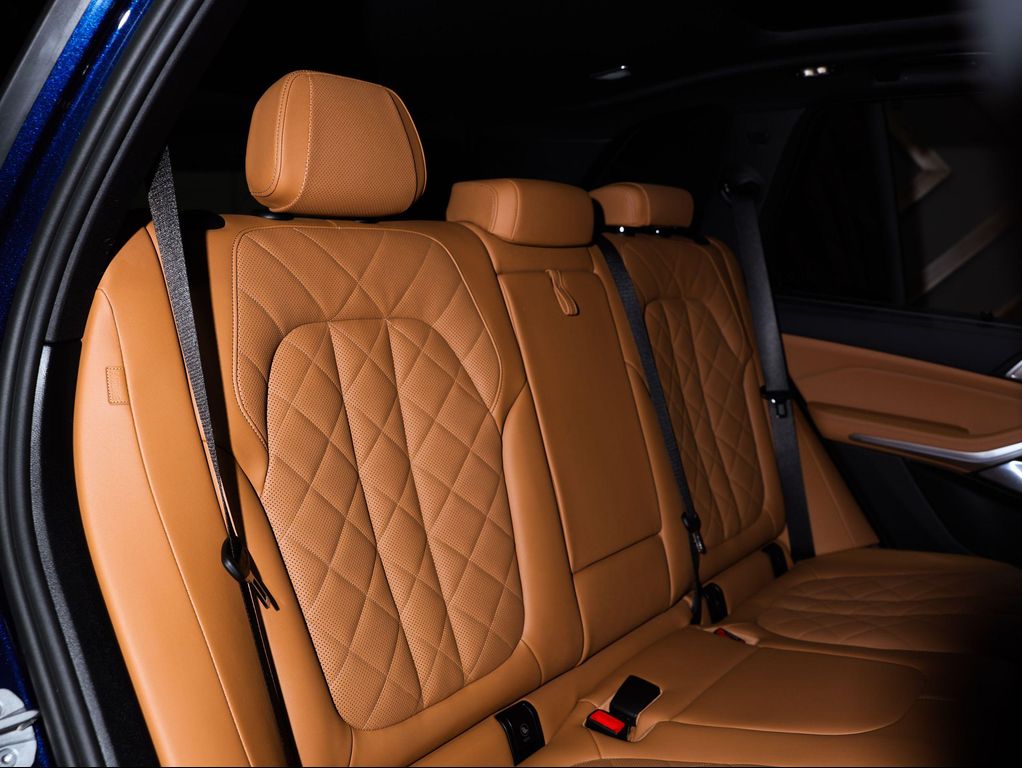 2026 BMW X5 M60I — миниатюра 5