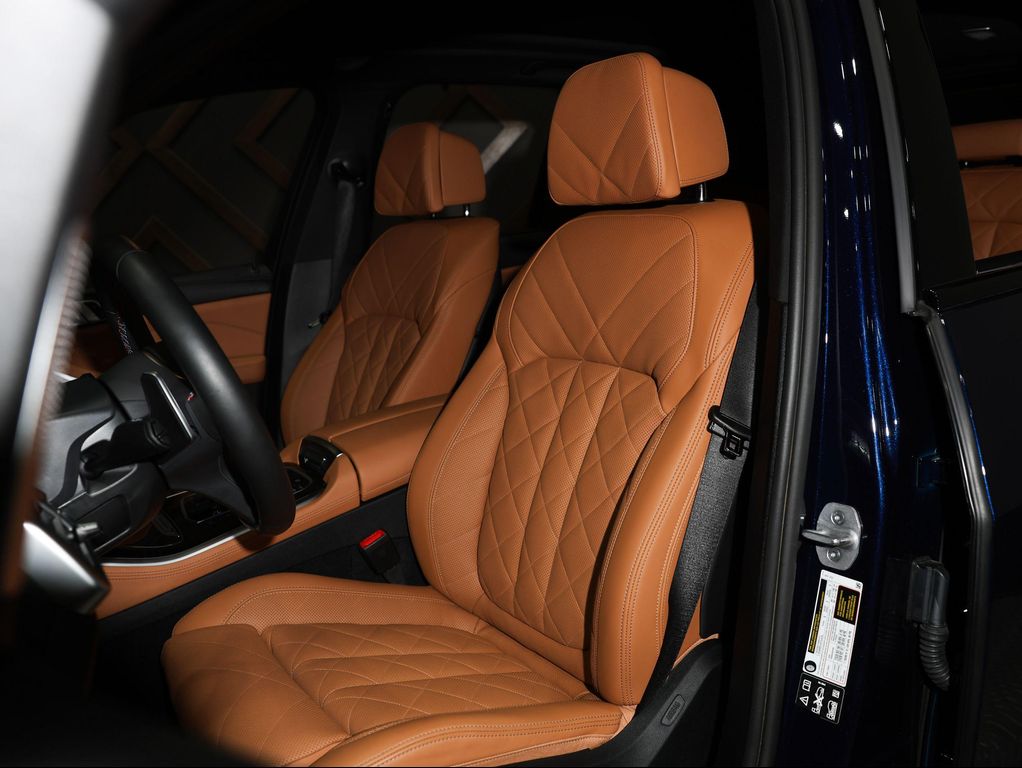 2026 BMW X5 M60I — миниатюра 38