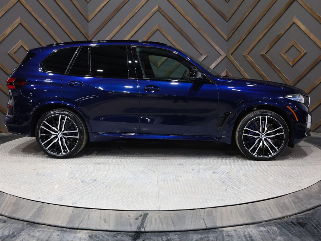 2026 BMW X5 M60I — миниатюра 3