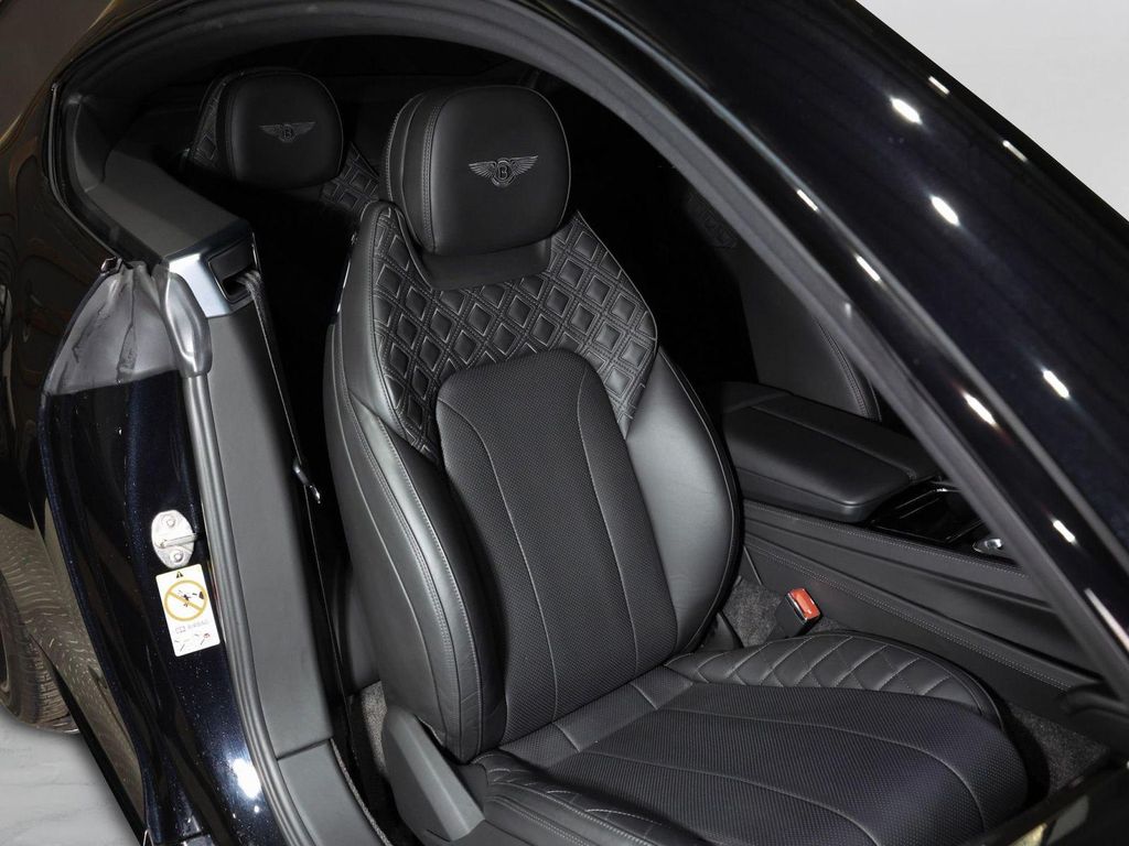 2020 Bentley CONTINENTAL GT V8 — миниатюра 23