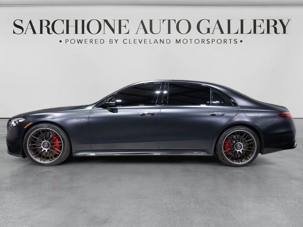 صورة 3 لـ 2024 Mercedes-BENZ AMG S 63 E 4MATIC