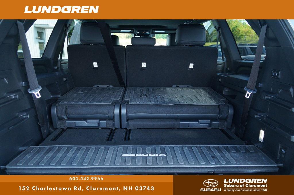 صورة مصغرة 39 لـ 2025 Toyota SEQUOIA SR5