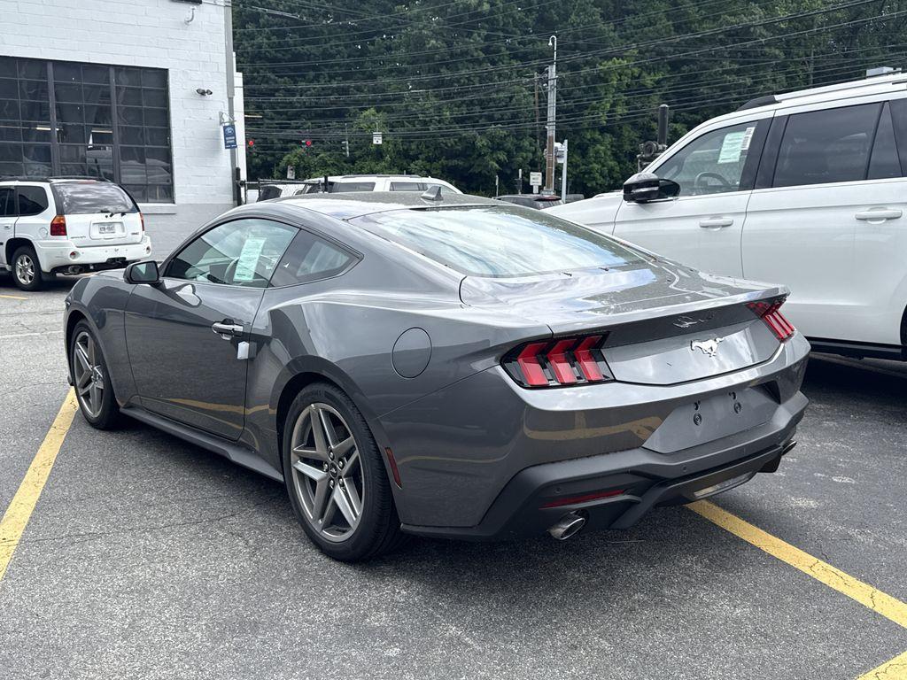 2026 FORD MUSTANG ECOBOOST — фото 4
