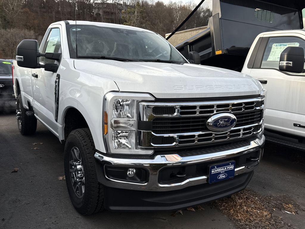 New 2025 Ford F-350 XLT