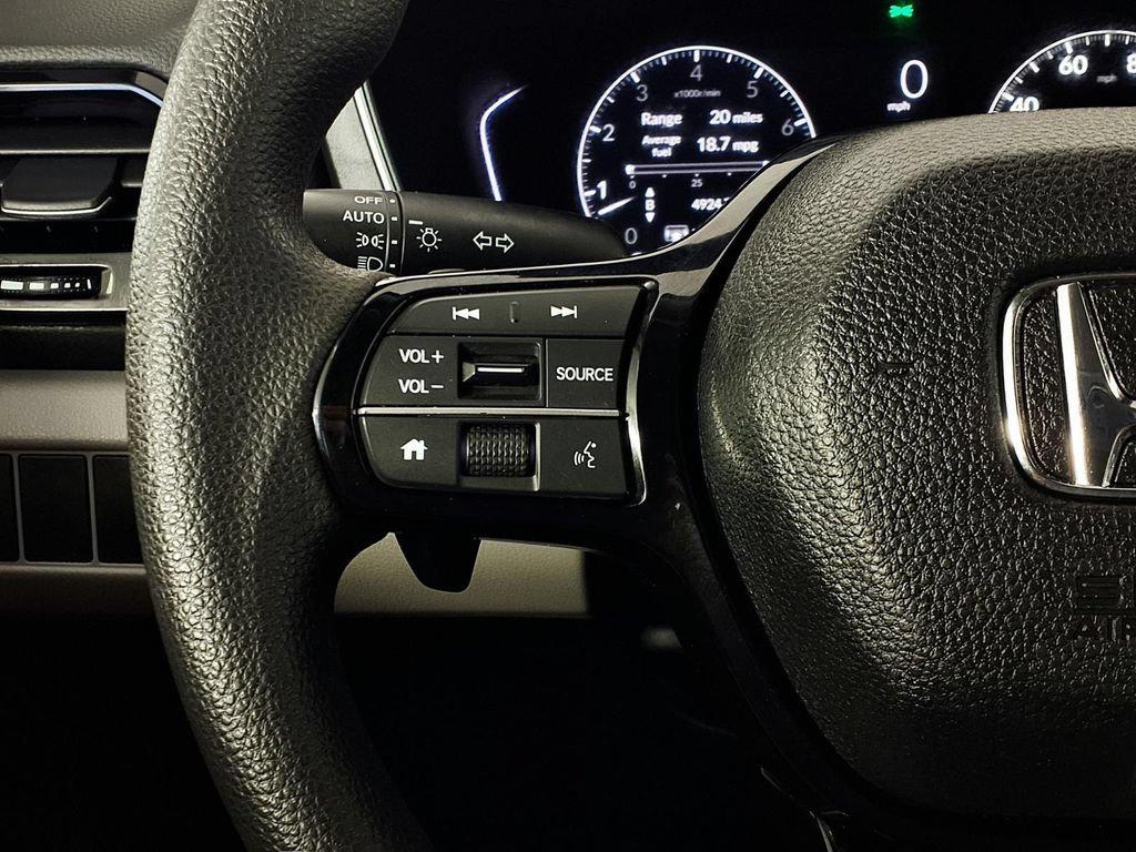 2023 Honda PILOT 2WD LX — фото 18