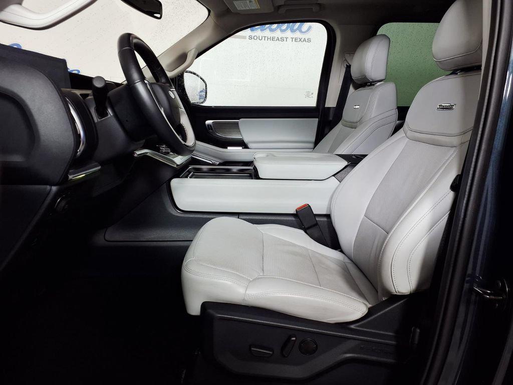 صورة 7 لـ 2025 FORD EXPEDITION PLATINUM