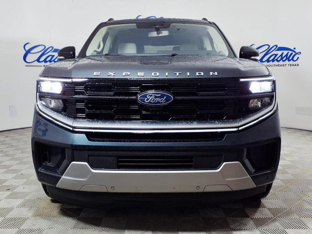 صورة 3 لـ 2025 FORD EXPEDITION PLATINUM