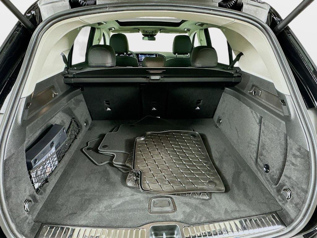2026 Mercedes-BENZ GLE — миниатюра 34