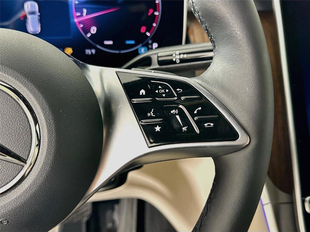 2026 Mercedes-BENZ GLC — миниатюра 13