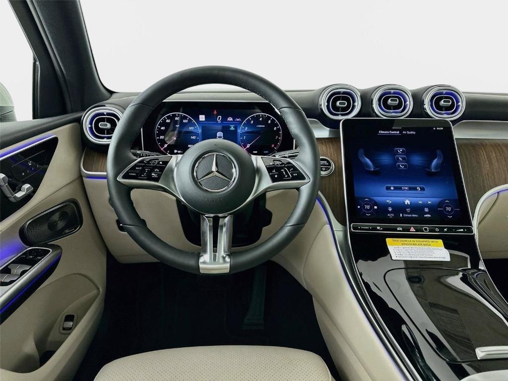 2026 Mercedes-BENZ GLC — миниатюра 29