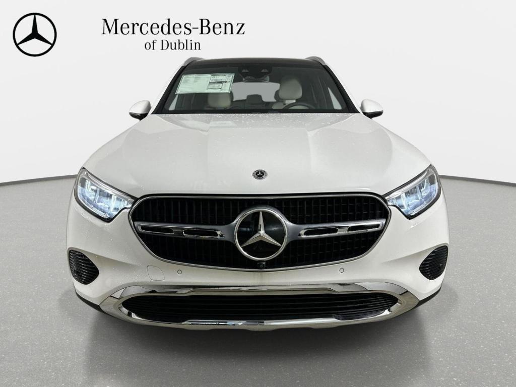 2026 Mercedes-BENZ GLC — миниатюра 2