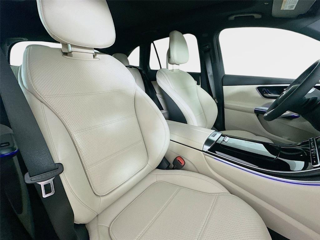 2026 Mercedes-BENZ GLC — миниатюра 27