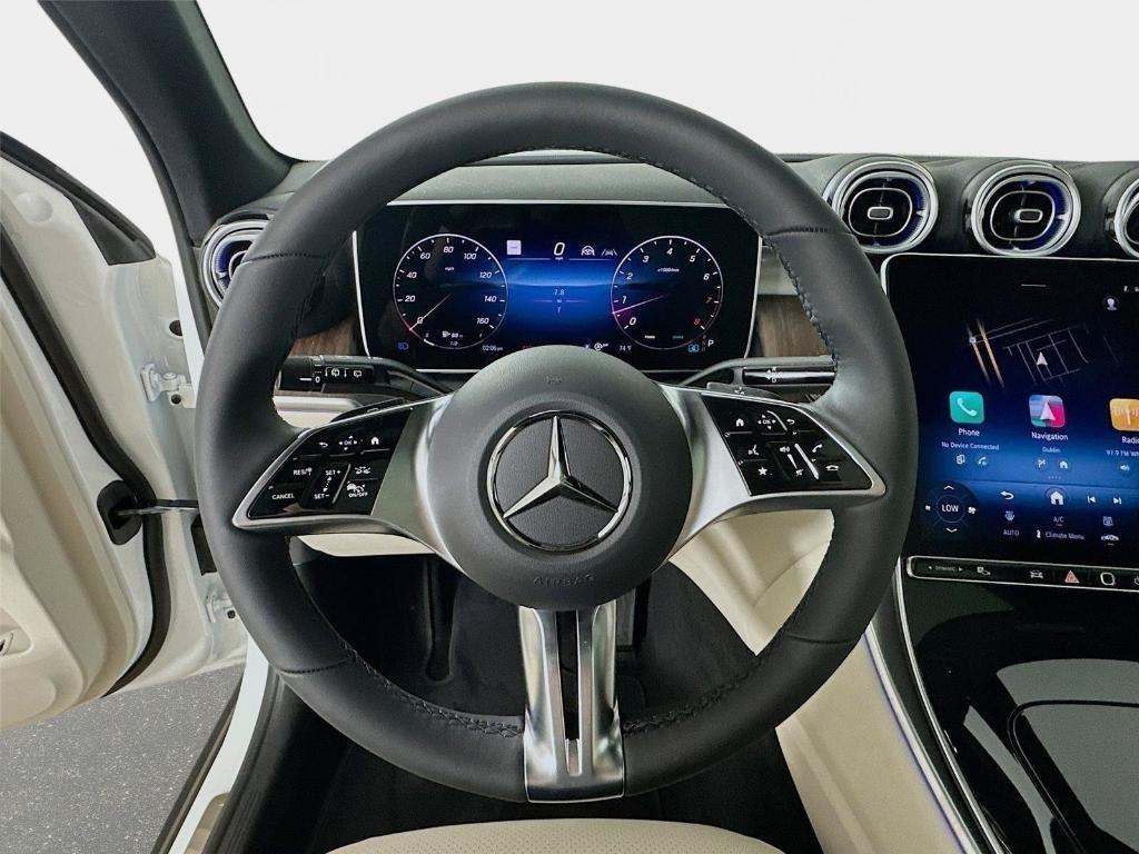 2026 Mercedes-BENZ GLC — фото 9