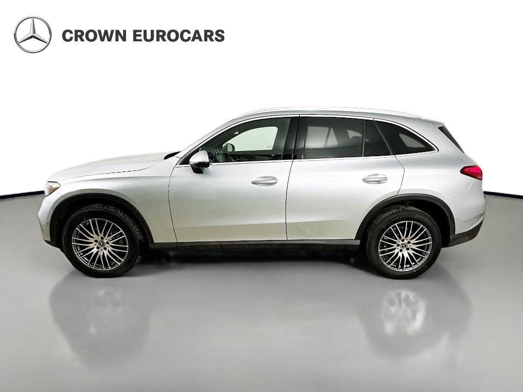 2026 Mercedes-BENZ GLC — фото 8