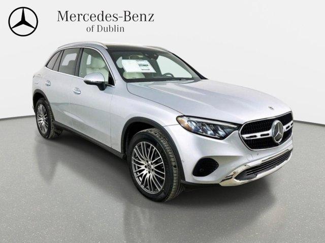 2026 Mercedes-BENZ GLC — фото 3