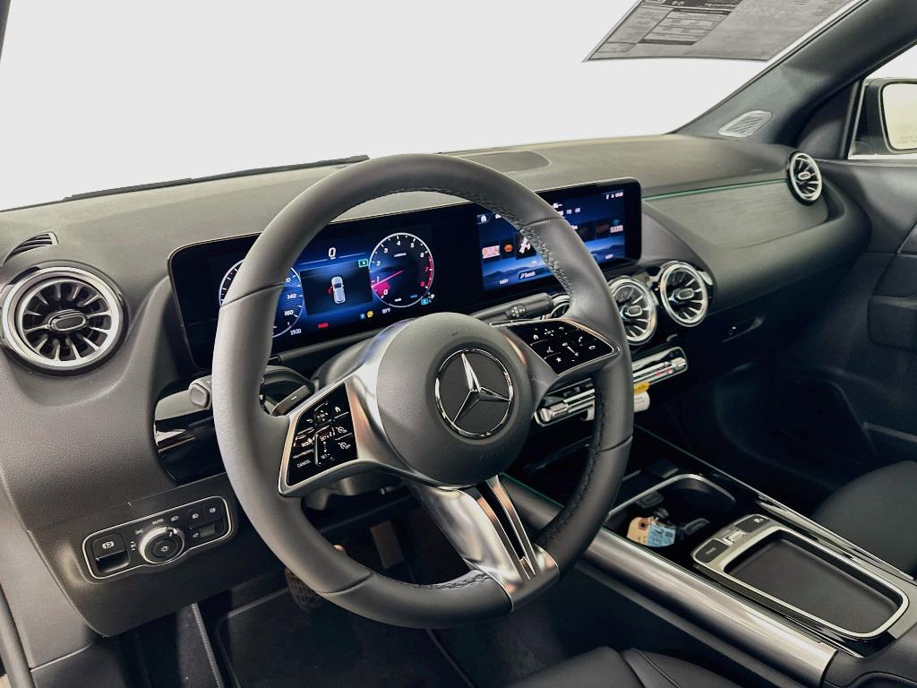 2026 Mercedes-BENZ GLA — фото 8