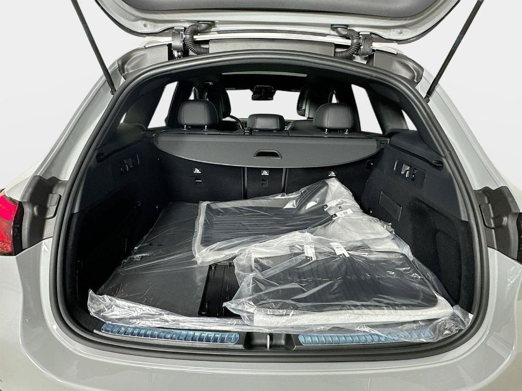 صورة مصغرة 32 لـ 2026 Mercedes-BENZ GLC