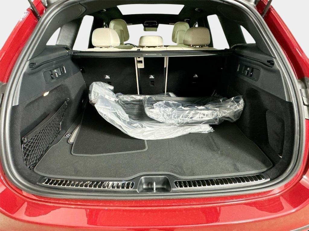 صورة مصغرة 32 لـ 2026 Mercedes-BENZ GLC
