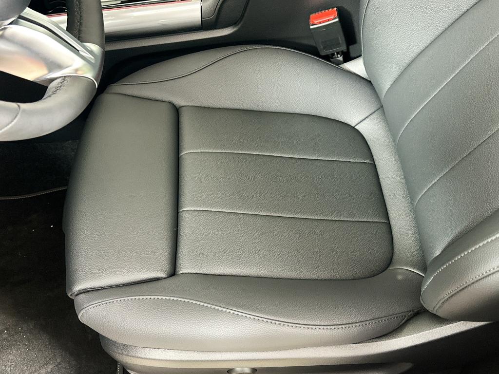 2026 Mercedes-BENZ GLA 缩略图 23
