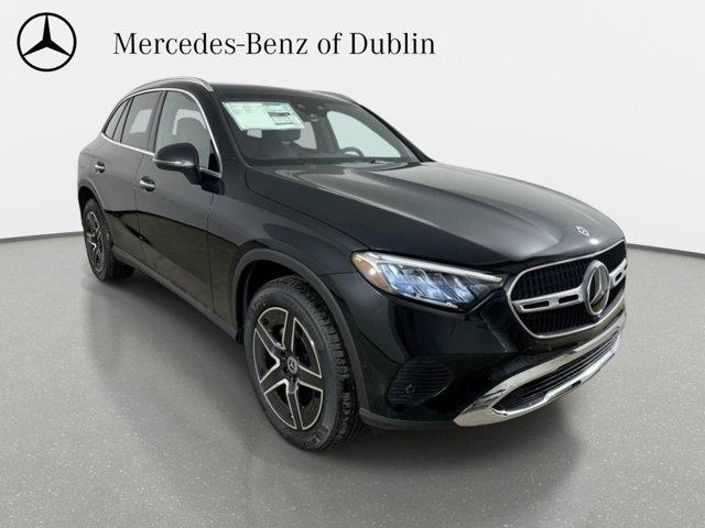 2026 Mercedes-BENZ GLC photo 3