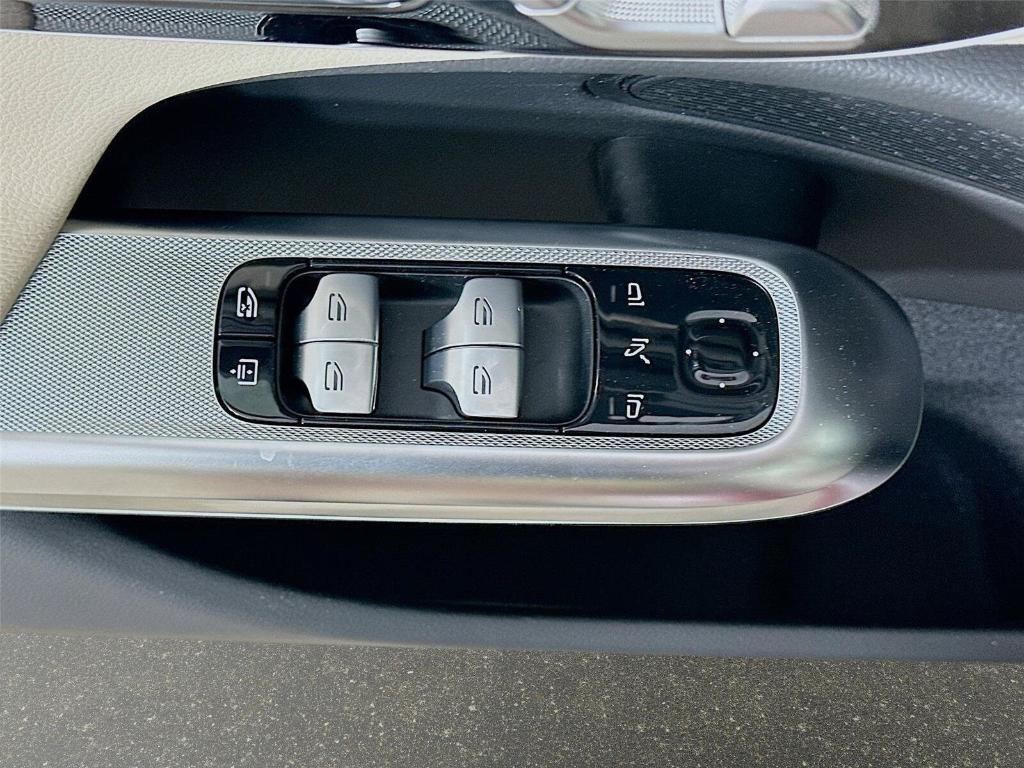 2026 Mercedes-BENZ E-CLASS 缩略图 23