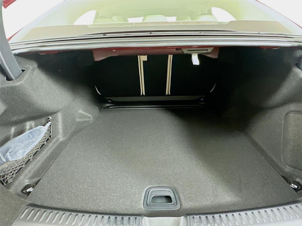 صورة مصغرة 35 لـ 2026 Mercedes-BENZ E-CLASS