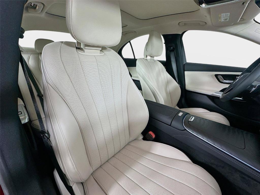 2026 Mercedes-BENZ E-CLASS 缩略图 38