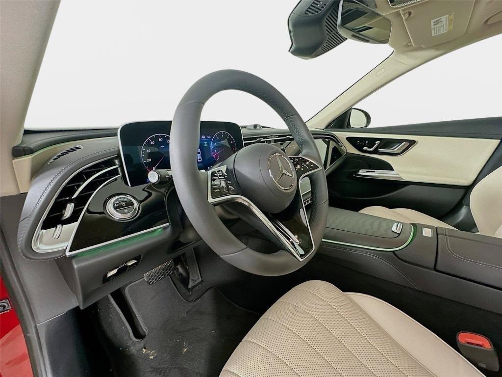 صورة 9 لـ 2026 Mercedes-BENZ E-CLASS
