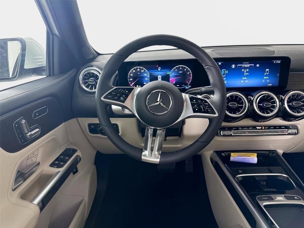 2026 Mercedes-BENZ GLB 缩略图 26