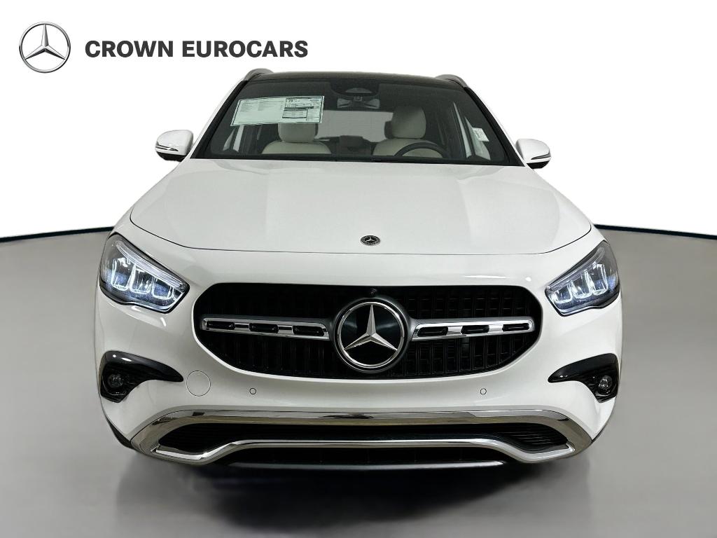 MERCEDES-BENZ GLA - 2