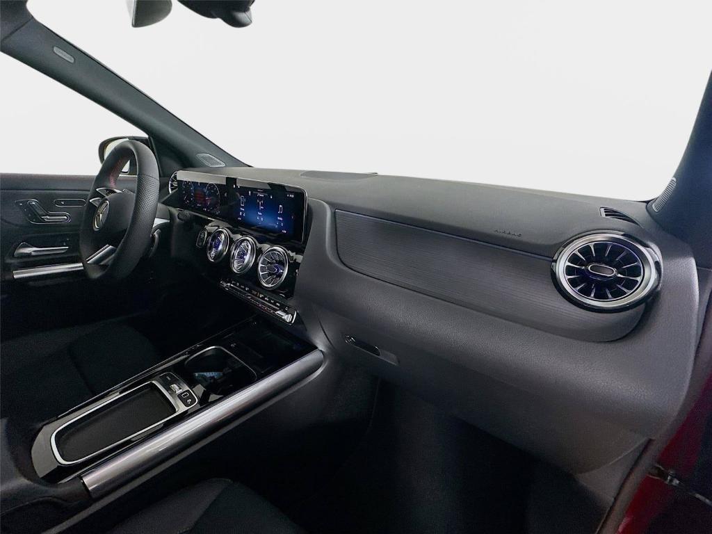 2026 Mercedes-BENZ GLA 缩略图 38