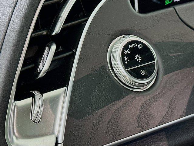 MERCEDES-BENZ E-CLASS - 10