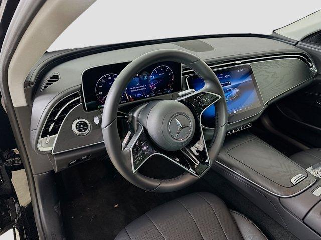 MERCEDES-BENZ E-CLASS - 9